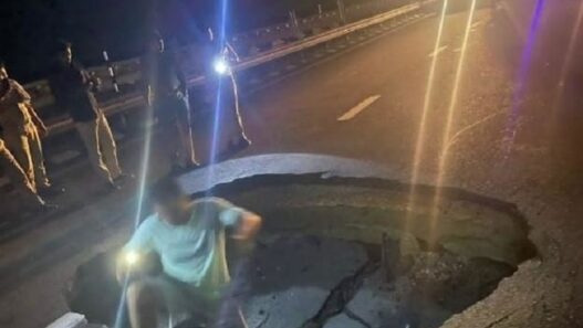 पूर्वांचल एक्सप्रेस वे