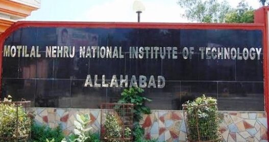 MNNIT students made first unmanned car