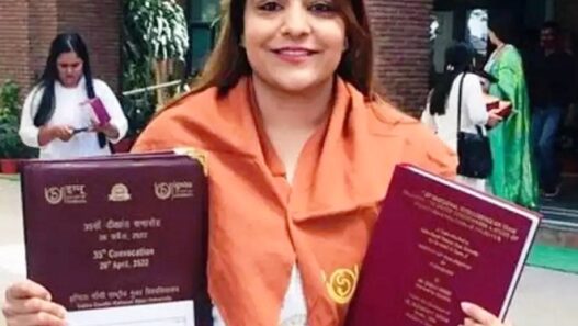 Shelli Oberoi