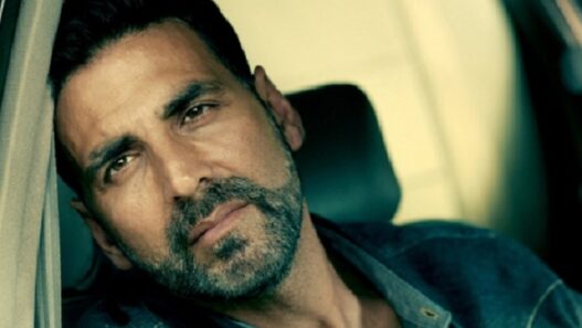 Akshay Kumar sad