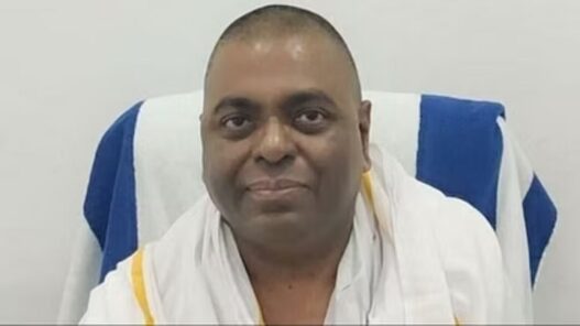 Karauli Baba kanpur lives with dominance