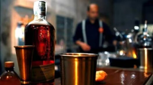 Old excise policy extended for 6 months in Delhi
