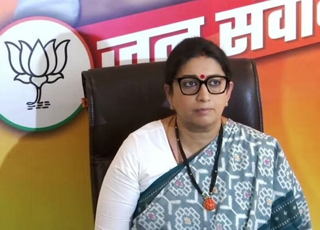 While hating the PM, Rahul Gandhi has now started hating the country too: Smriti Irani