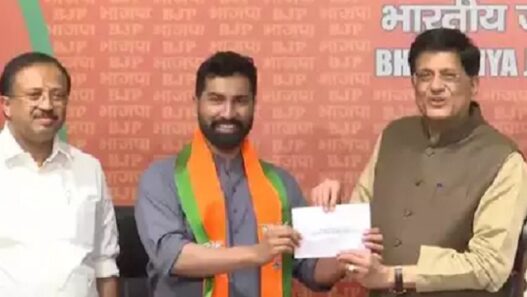 AK Antony son Anil Antony joins BJP