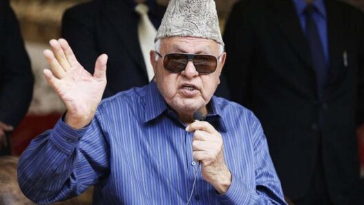 Unstable Pakistan very dangerous for India: Farooq Abdullah