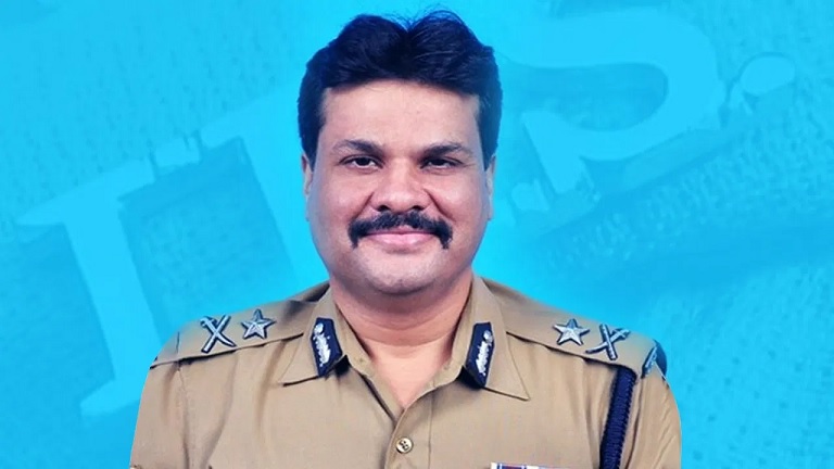 IPS officer Deepak Ratan