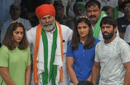 Rakesh Tikait support wrestlers
