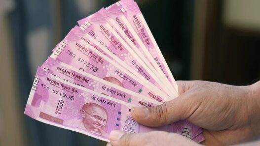 Rs 2000 note out of circulation