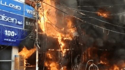 A fierce fire broke out in two showrooms in Jhansi