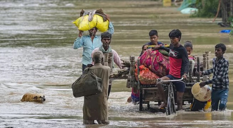 Delhi becomes watery