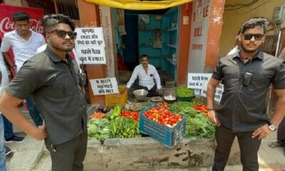 SP worker kept bouncers for the safety of tomatoes in Varanasi