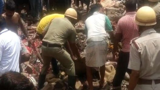 Explosion in firecracker factory in Duttpukur