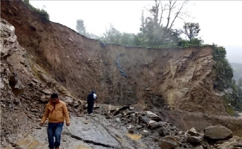 Landslide in Gaurikund due to heavy rains