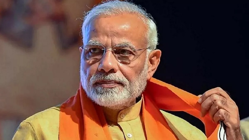 PM Modi will hold a meeting with the MPs of UP today