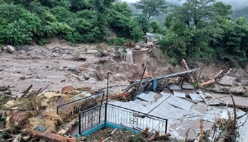 Seven killed in cloudburst in Kandaghat Himachal Pradesh