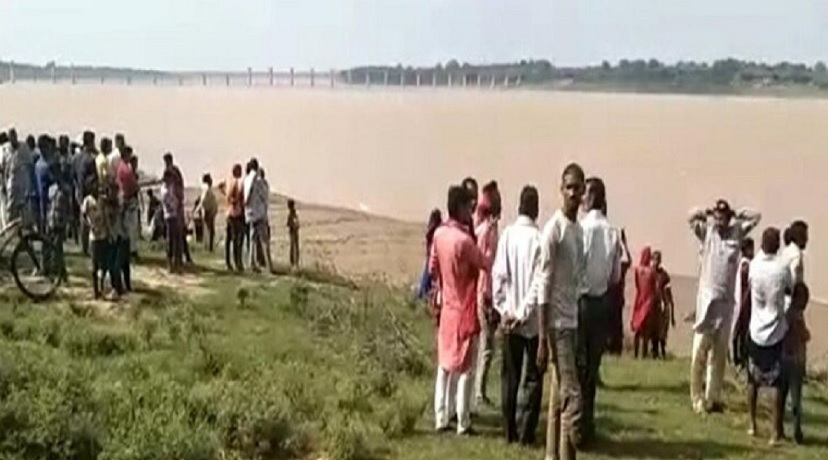 Boat capsizes in Muzaffarpur, 10 school children feared dead