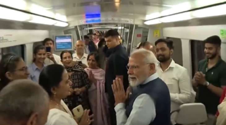 PM Modi inaugurates Delhi Metro extension