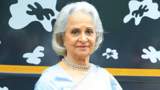 Waheeda Rehman received Dadasaheb Phalke Award