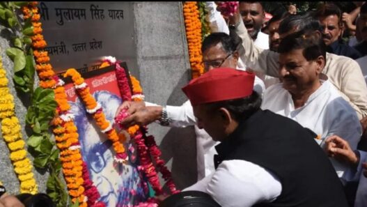 Akhilesh Yadav reached Lohia Park today, attacked Yogi government