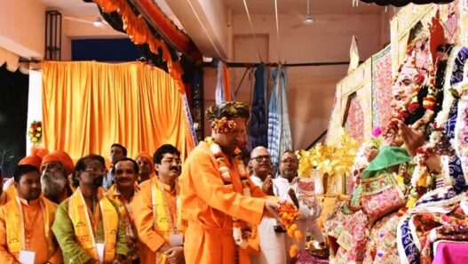 CM Yogi in coronation ceremony of Lord Shri Ram gorakhpur