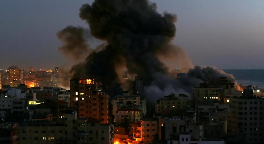 Israel intensifies bombing after receiving humanitarian aid to Gaza