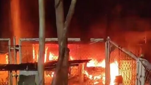 fire in Goregaon Mumbai multi-storey building