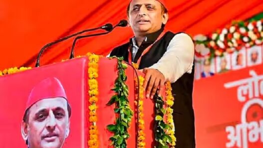Akhilesh Yadav targets MP