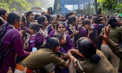 Demonstration of women workers of Dial 112 continues for the fourth day