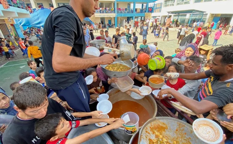 Gaza People facing bad conditions in shelter homes