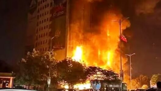 Pakistan Karachi shopping mall fire