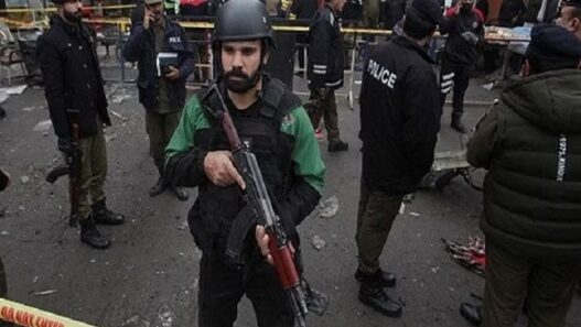 Terrorists attack police station in dera ismail khan Pakistan