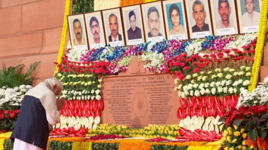 Today is the 22nd anniversary of the attack on Parliament, PM Modi paid tribute to the martyrs.
