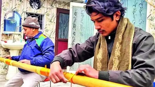 21.6 feet long flute will echo in Ayodhya city