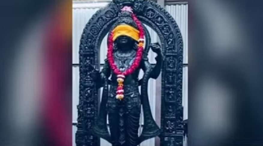 Ayodhya Ram Temple new photo of Ramlala idol placed in mandir