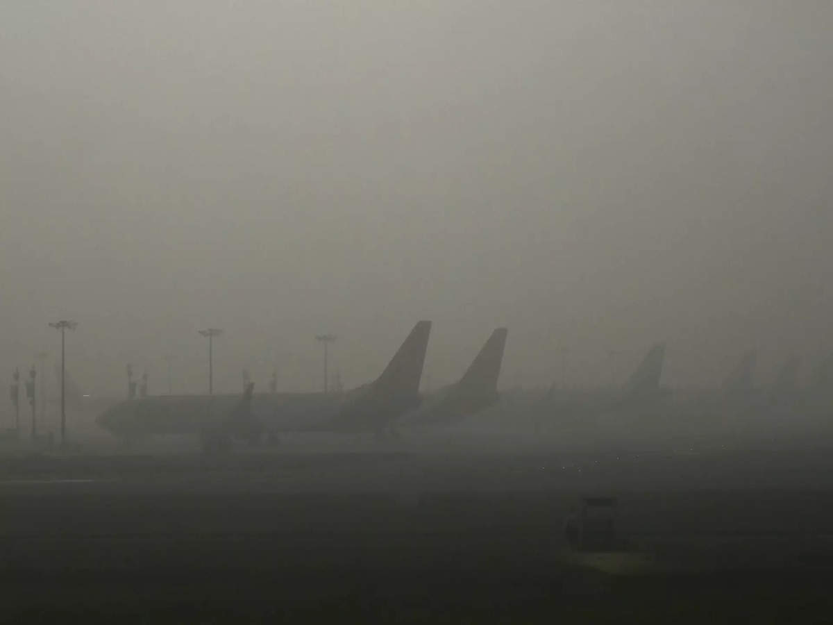 Delhi-NCR wrapped in dense fog, visibility zero