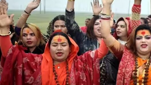 Eunuchs will sing congratulations on the day of consecration of Ram temple.
