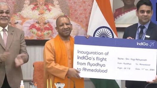 Indigo air service started between Ayodhya-Ahmedabad