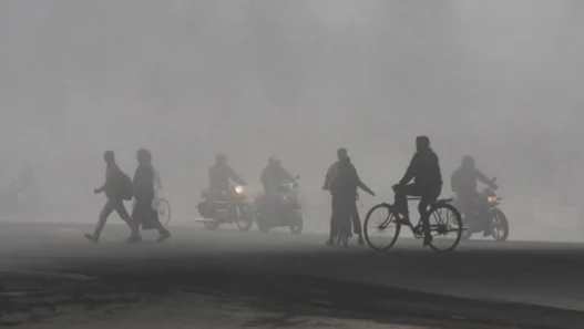 Meltdown and fog continue in UP