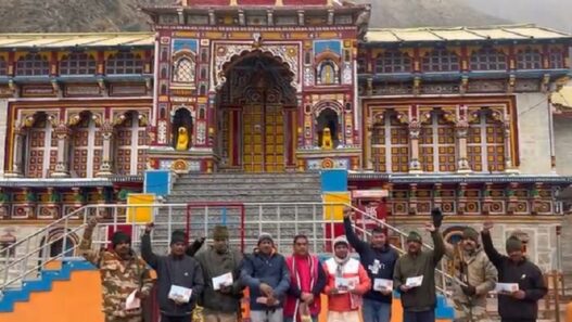 Sadhus and saints of Badrinath received the invitation for consecration