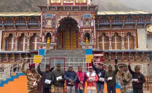 Sadhus and saints of Badrinath received the invitation for consecration
