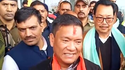 Arunachal CM Pema Khandu reached Ayodhya with his cabinet