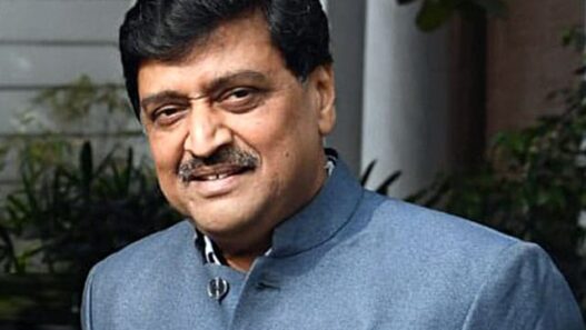 Ashok Chavan can join BJP today, Maharashtra Congress called important meeting