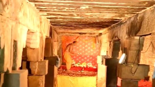Clash over puja in Gyanvapi, Muslim side calls for bandh today