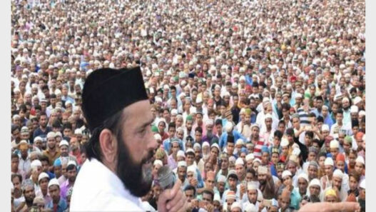 Uproar on the streets in support of Tauqeer Raza in Bareilly